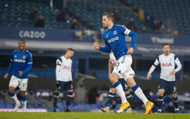 现了谢尔菲 现了谢尔菲